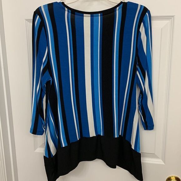 Croft & Barrow PXL three-quarter sleeve black and blue top high/low bottom - Picture 3 of 9